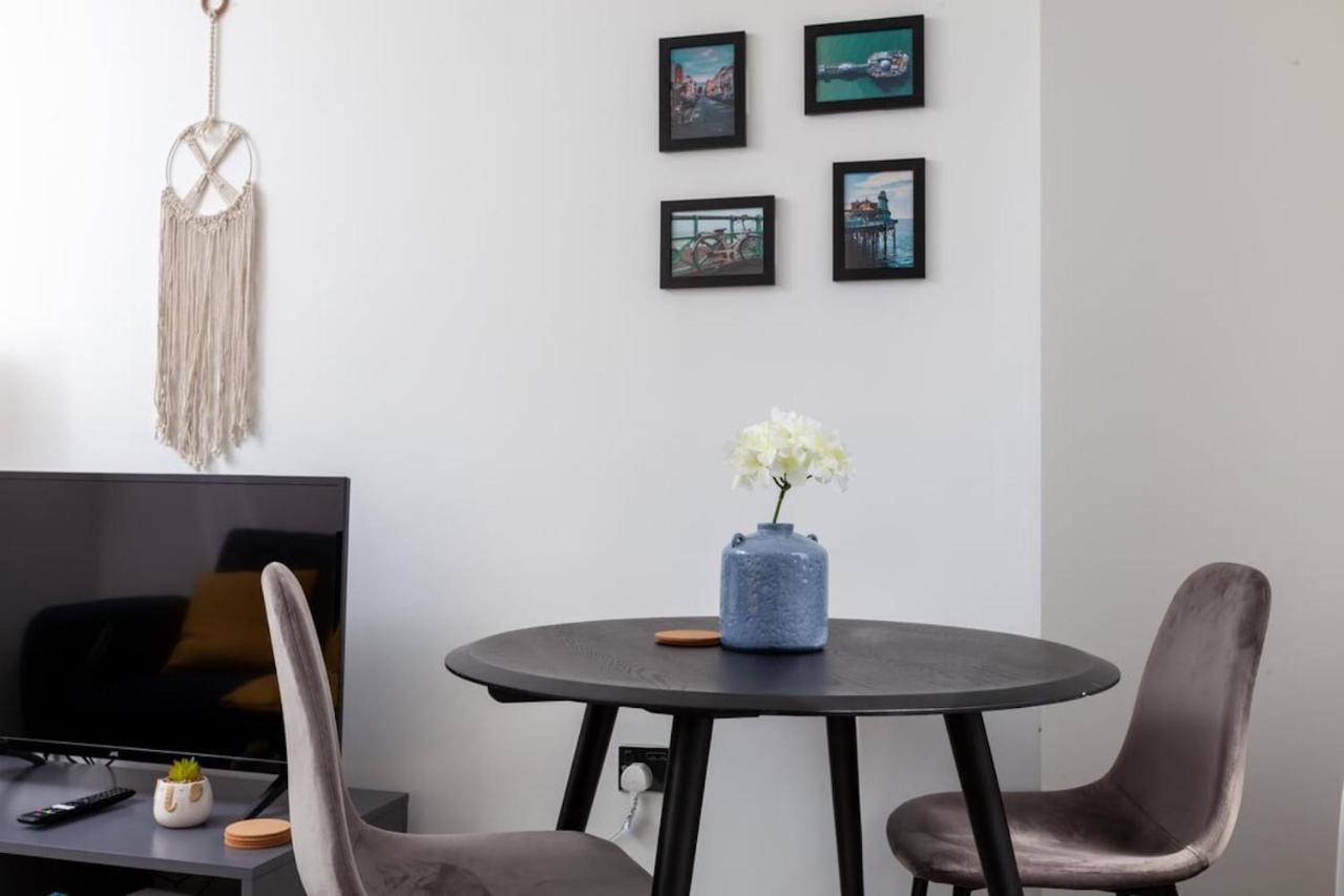 The Nest - Brighton City Centre Apartment - Double And Sofa Bed Bagian luar foto